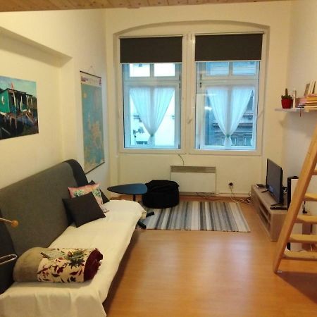 Studio Husitska 114/74 Praha Eksteriør bilde
